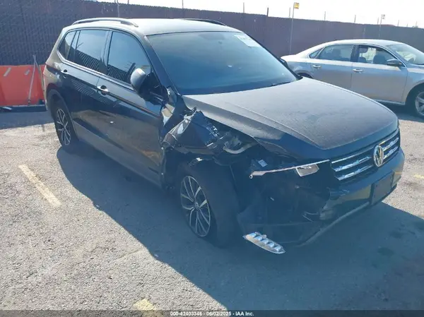 3VV1B7AX2MM142289 2021 VOLKSWAGEN TIGUAN - Image 1