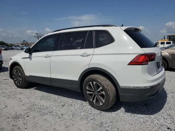 3VV1B7AX2NM004009 2022 VOLKSWAGEN TIGUAN - Image 2