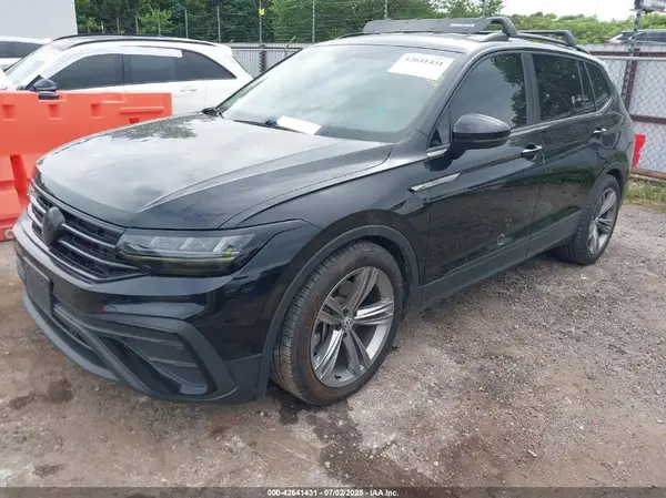 3VV1B7AX2NM144609 2022 VOLKSWAGEN TIGUAN - Image 2