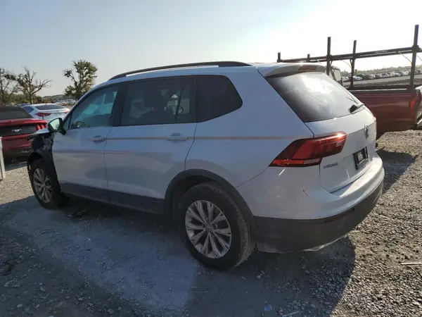 3VV1B7AX3JM022450 2018 VOLKSWAGEN TIGUAN - Image 2