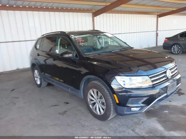 3VV1B7AX3JM024361 2018 VOLKSWAGEN TIGUAN - Image 1