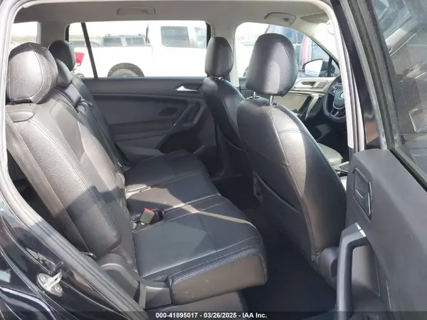 3VV1B7AX3JM052029 2018 VOLKSWAGEN TIGUAN - Image 8