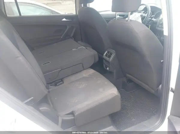 3VV1B7AX3JM052922 2018 VOLKSWAGEN TIGUAN - Image 8