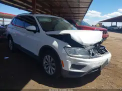 3VV1B7AX3JM067887 2018 VOLKSWAGEN TIGUAN