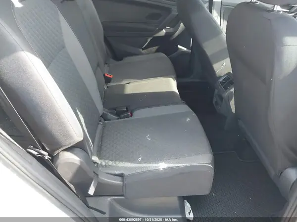 3VV1B7AX3JM091722 2018 VOLKSWAGEN TIGUAN - Image 8