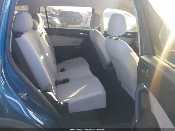 3VV1B7AX3JM096435 2018 VOLKSWAGEN TIGUAN - Image 8