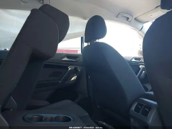 3VV1B7AX3JM108793 2018 VOLKSWAGEN TIGUAN - Image 8