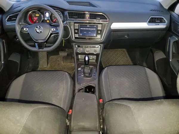 3VV1B7AX3JM121804 2018 VOLKSWAGEN TIGUAN - Image 8