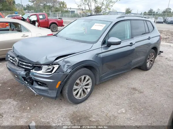 3VV1B7AX3KM047494 2019 VOLKSWAGEN TIGUAN - Image 2