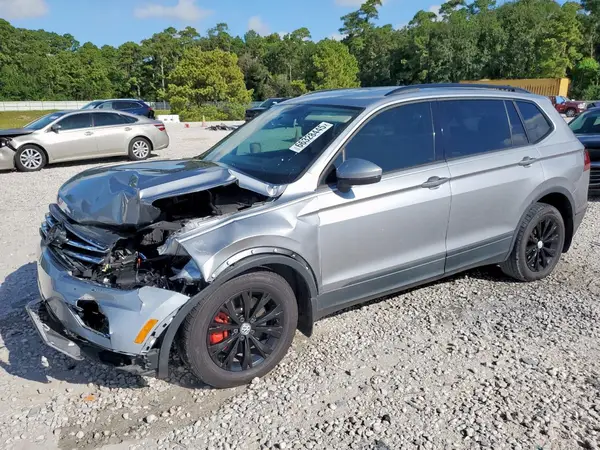 3VV1B7AX3LM027568 2020 VOLKSWAGEN TIGUAN - Image 1