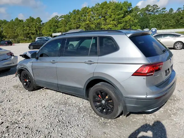 3VV1B7AX3LM027568 2020 VOLKSWAGEN TIGUAN - Image 2