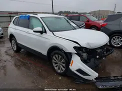 3VV1B7AX3LM078195 2020 VOLKSWAGEN TIGUAN