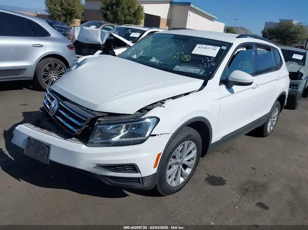 3VV1B7AX3LM104407 2020 VOLKSWAGEN TIGUAN - Image 2