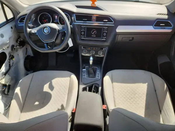 3VV1B7AX3LM128092 2020 VOLKSWAGEN TIGUAN - Image 8