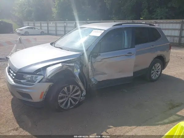3VV1B7AX3LM148827 2020 VOLKSWAGEN TIGUAN - Image 2