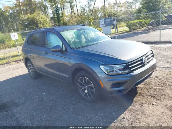 3VV1B7AX3MM021447 2021 VOLKSWAGEN TIGUAN - Image 1