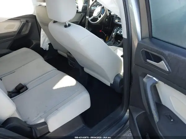 3VV1B7AX3MM021447 2021 VOLKSWAGEN TIGUAN - Image 8