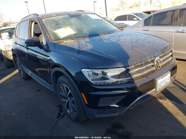 3VV1B7AX3MM067196 2021 VOLKSWAGEN TIGUAN - Image 1