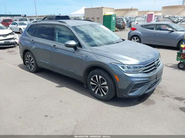 3VV1B7AX3NM004598 2022 VOLKSWAGEN TIGUAN - Image 1