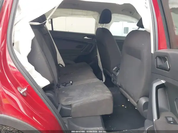3VV1B7AX4JM031769 2018 VOLKSWAGEN TIGUAN - Image 8