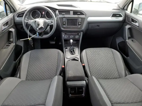 3VV1B7AX4JM042187 2018 VOLKSWAGEN TIGUAN - Image 8