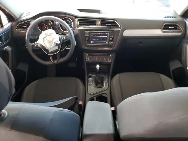 3VV1B7AX4JM055103 2018 VOLKSWAGEN TIGUAN - Image 8