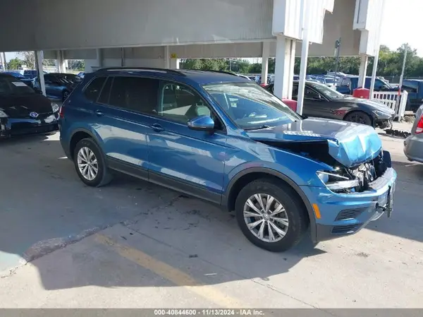 3VV1B7AX4JM059717 2018 VOLKSWAGEN TIGUAN - Image 1