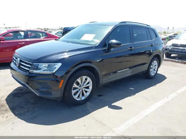 3VV1B7AX4JM079692 2018 VOLKSWAGEN TIGUAN - Image 2