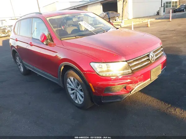 3VV1B7AX4JM091549 2018 VOLKSWAGEN TIGUAN - Image 1