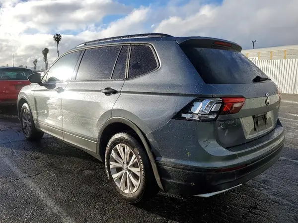 3VV1B7AX4JM092281 2018 VOLKSWAGEN TIGUAN - Image 2