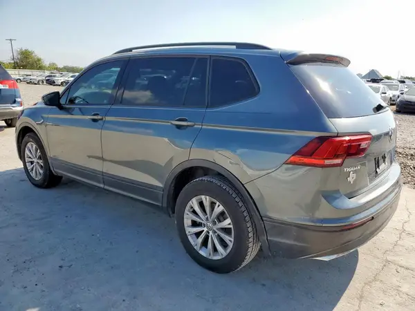 3VV1B7AX4JM092300 2018 VOLKSWAGEN TIGUAN - Image 2