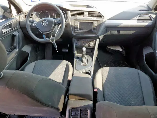 3VV1B7AX4JM092300 2018 VOLKSWAGEN TIGUAN - Image 8
