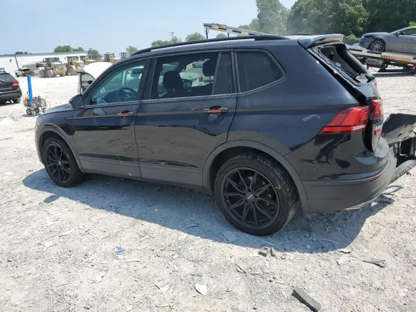 3VV1B7AX4JM117650 2018 VOLKSWAGEN TIGUAN - Image 2