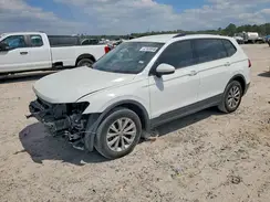 3VV1B7AX4JM122489 2018 VOLKSWAGEN TIGUAN
