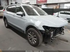 3VV1B7AX4JM205677 2018 VOLKSWAGEN TIGUAN