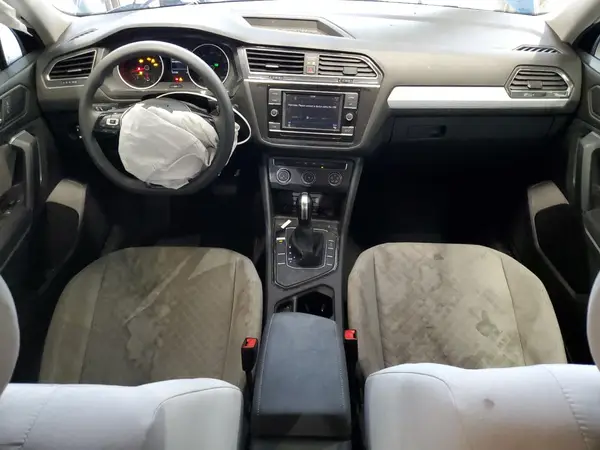 3VV1B7AX4KM016710 2019 VOLKSWAGEN TIGUAN - Image 8