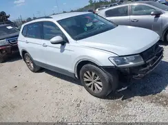 3VV1B7AX4KM048590 2019 VOLKSWAGEN TIGUAN