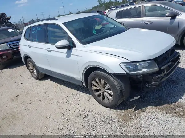 3VV1B7AX4KM048590 2019 VOLKSWAGEN TIGUAN - Image 1