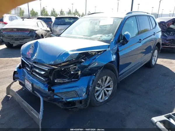 3VV1B7AX4KM075725 2019 VOLKSWAGEN TIGUAN - Image 2
