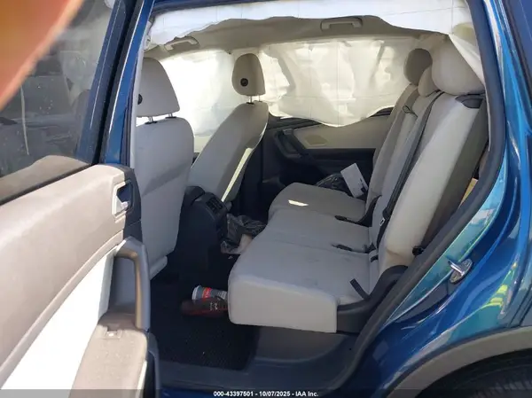 3VV1B7AX4KM075725 2019 VOLKSWAGEN TIGUAN - Image 8