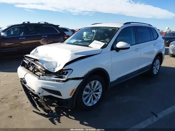 3VV1B7AX4KM120467 2019 VOLKSWAGEN TIGUAN - Image 2