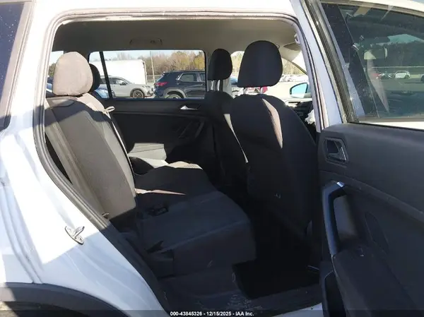 3VV1B7AX4KM120467 2019 VOLKSWAGEN TIGUAN - Image 8