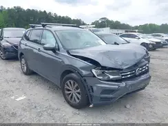 3VV1B7AX4KM133705 2019 VOLKSWAGEN TIGUAN