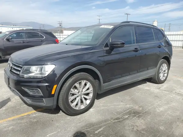 3VV1B7AX4KM149807 2019 VOLKSWAGEN TIGUAN - Image 1