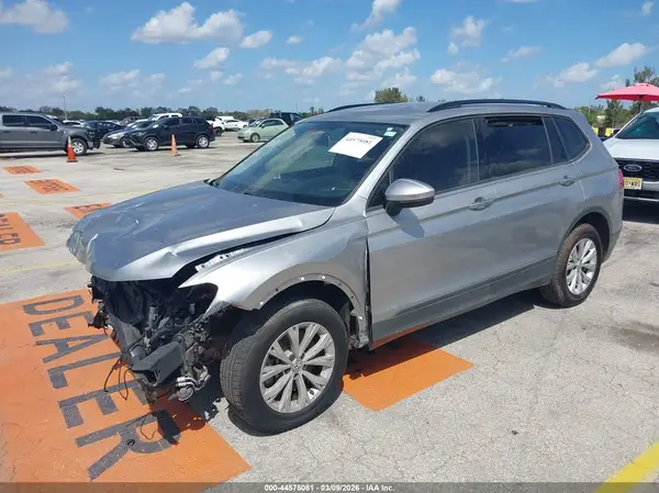 3VV1B7AX4LM057212 2020 VOLKSWAGEN TIGUAN - Image 2