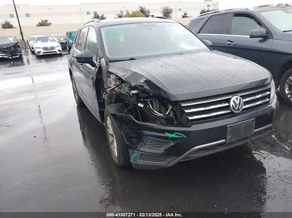 3VV1B7AX4LM072535 2020 VOLKSWAGEN TIGUAN - Image 1