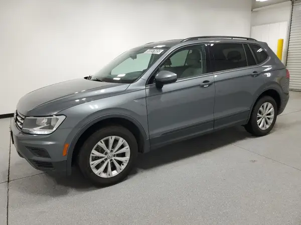 3VV1B7AX4LM098620 2020 VOLKSWAGEN TIGUAN - Image 1