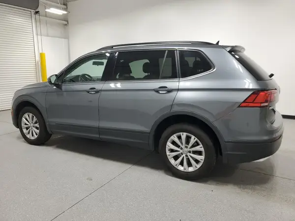 3VV1B7AX4LM098620 2020 VOLKSWAGEN TIGUAN - Image 2