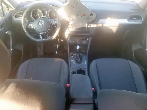 3VV1B7AX4LM127257 2020 VOLKSWAGEN TIGUAN - Image 8
