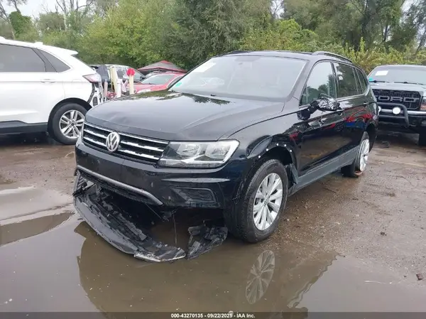 3VV1B7AX4LM132698 2020 VOLKSWAGEN TIGUAN - Image 2
